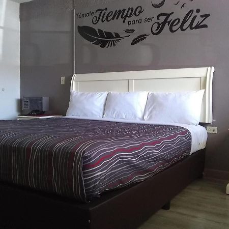 Hotel Boulevard مكسيكالي المظهر الخارجي الصورة