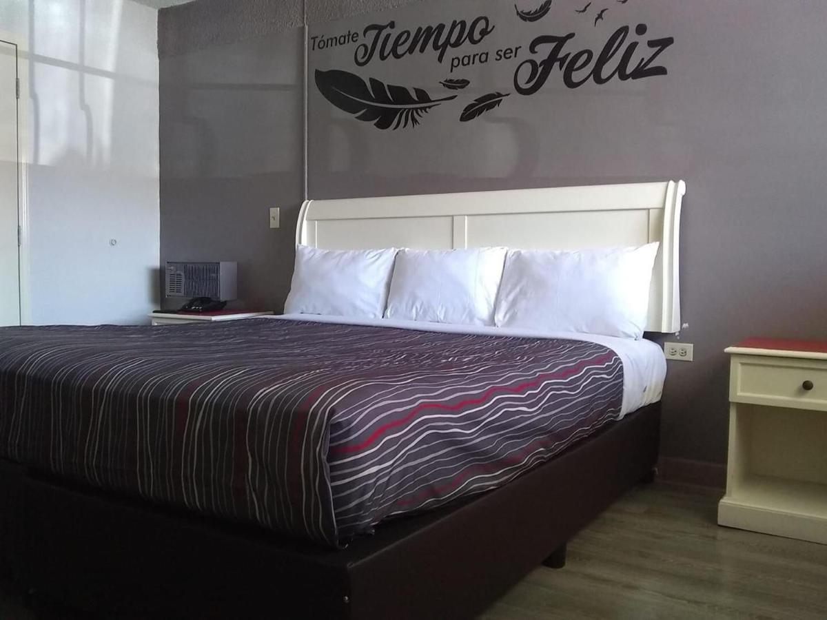 Hotel Boulevard مكسيكالي المظهر الخارجي الصورة