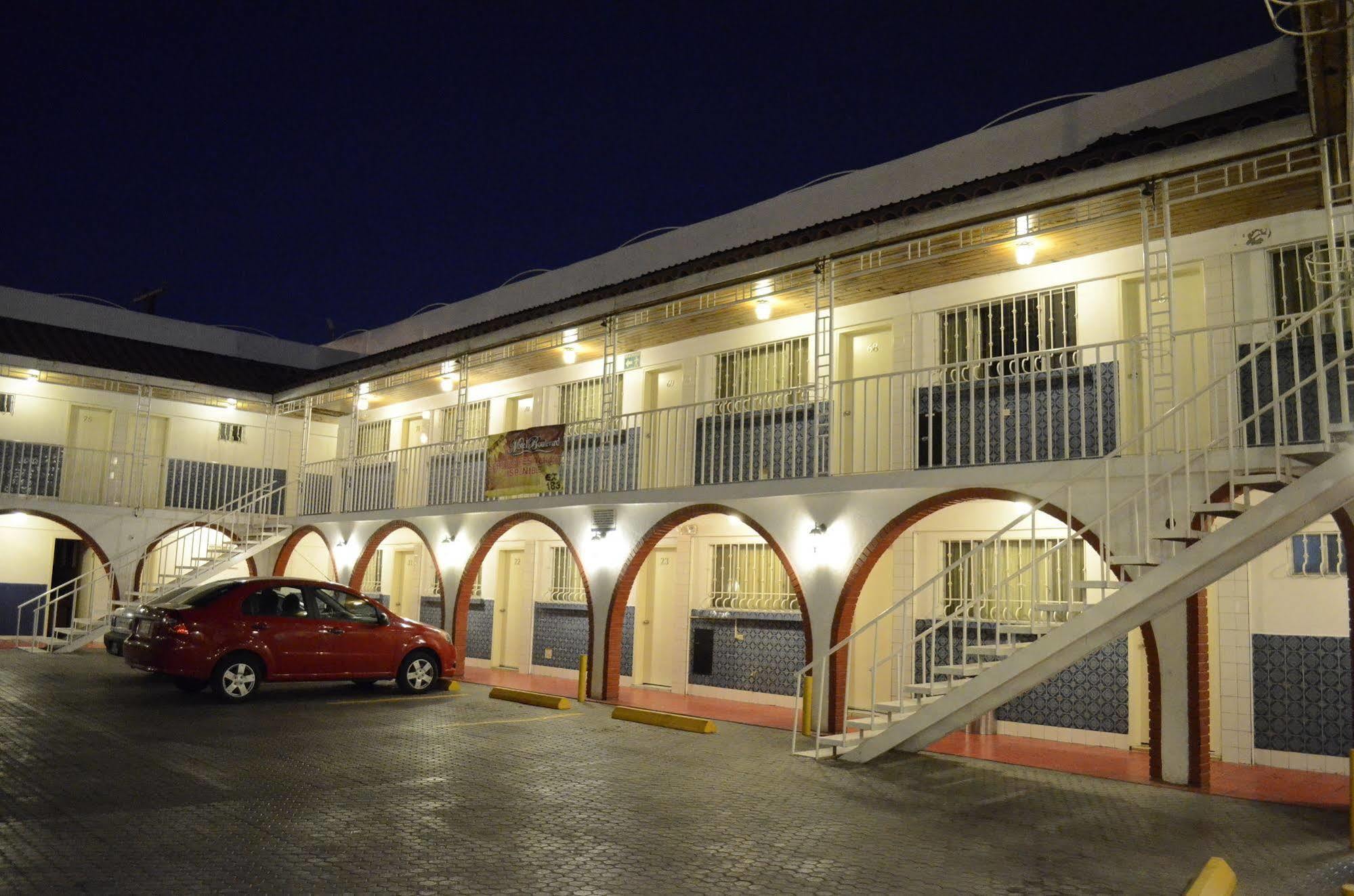 Hotel Boulevard مكسيكالي المظهر الخارجي الصورة