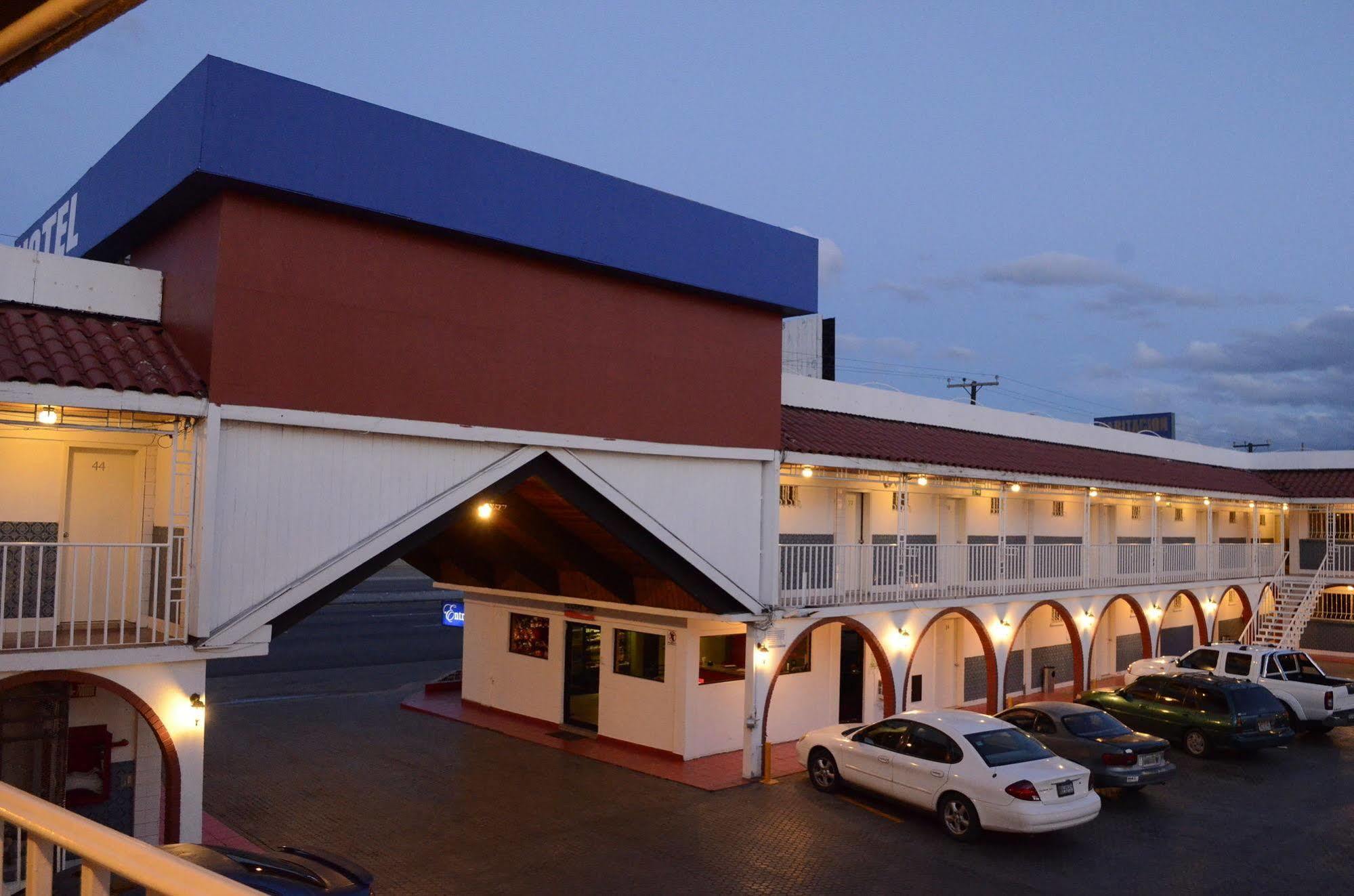 Hotel Boulevard مكسيكالي المظهر الخارجي الصورة