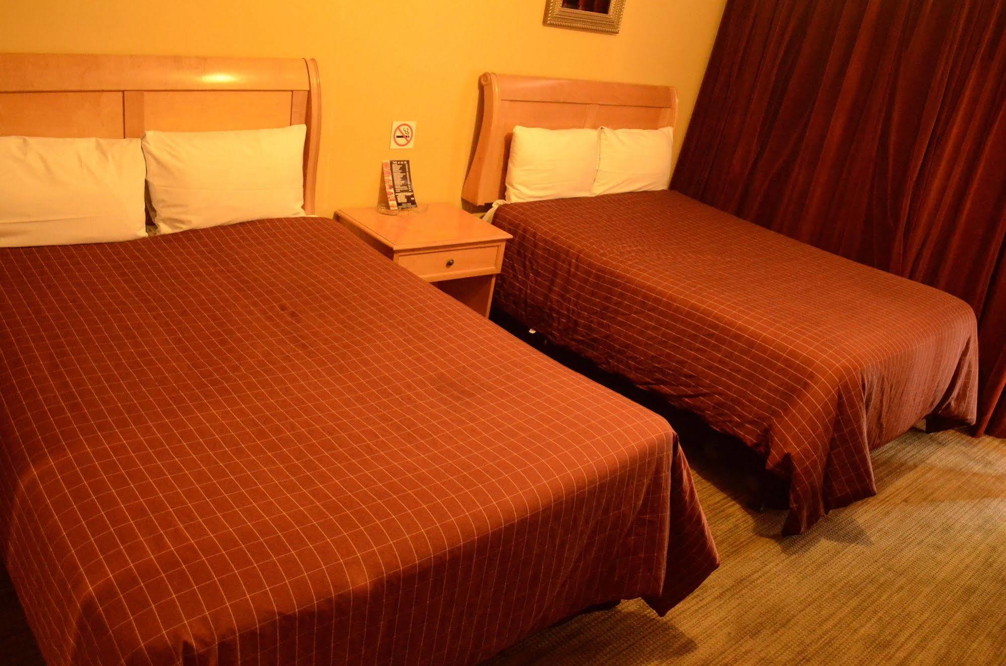 Hotel Boulevard مكسيكالي المظهر الخارجي الصورة