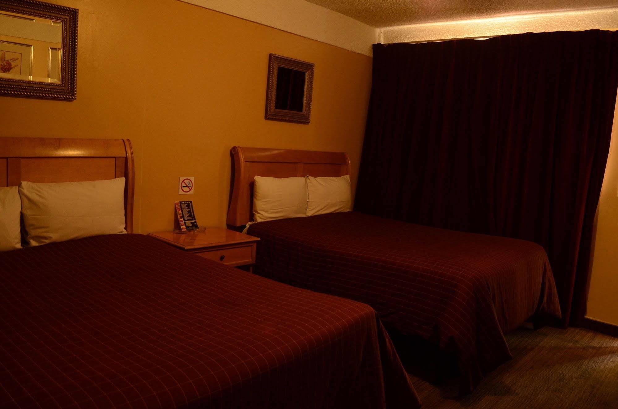 Hotel Boulevard مكسيكالي المظهر الخارجي الصورة
