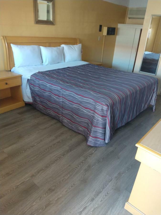 Hotel Boulevard مكسيكالي المظهر الخارجي الصورة